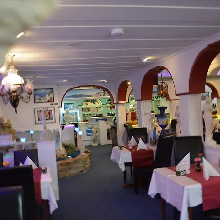 Hotel Restaurant Irodion 2*